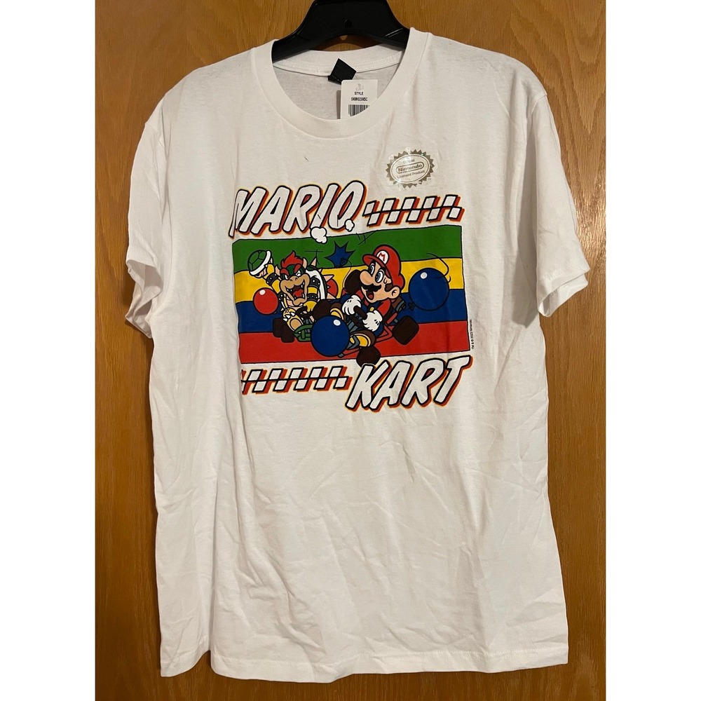 Nintendo Mario Kart T-Shirt NWT size Large